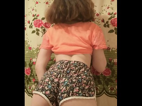 ❤️ Babe żagħżugħa sexy tqaxxir ix-xorts tagħha fuq il-kamera ❤❌  Sess f'mt.sexvideosex.top ❌❤