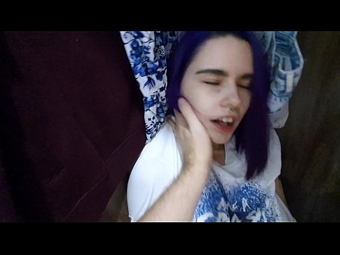 ❤️ Sibt lil sis tiegħi fil-closet u għenitha tiġri ❤❌  Sess f'mt.sexvideosex.top ❌❤